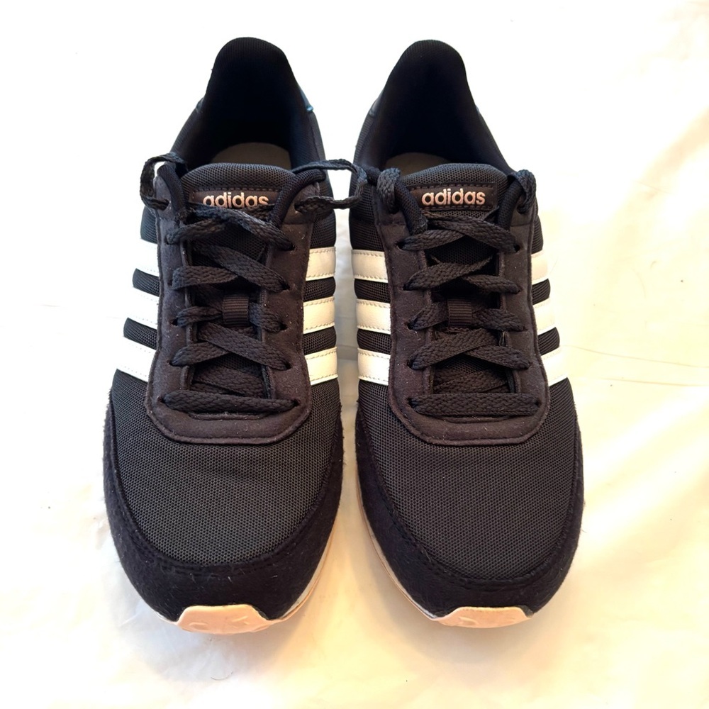 Adidas V Racer Sneakers Black White SZ 7.5 Worn 1X - Picture 13 of 15